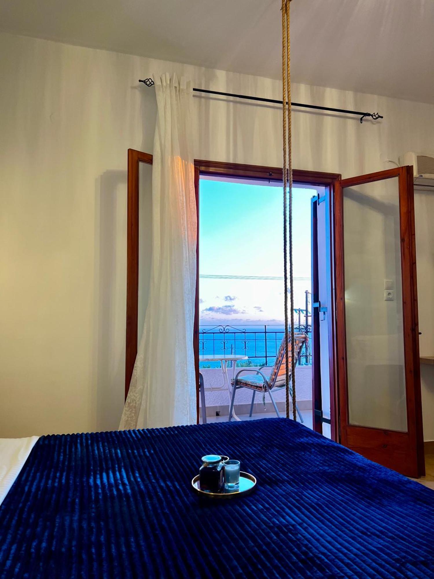 Ocean Front Studios 77 Lourdata  Dış mekan fotoğraf