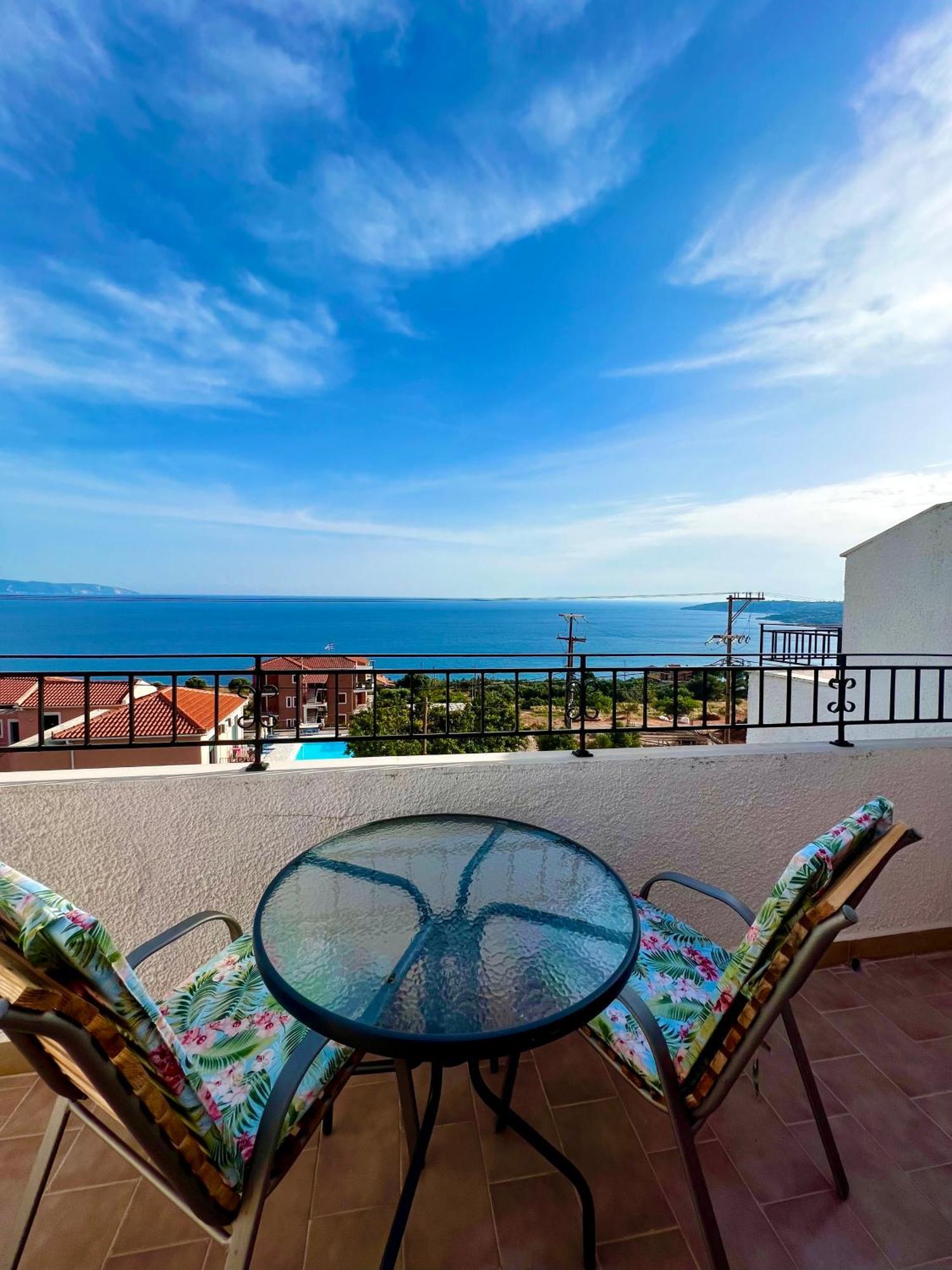 Ocean Front Studios 77 Lourdata  Dış mekan fotoğraf